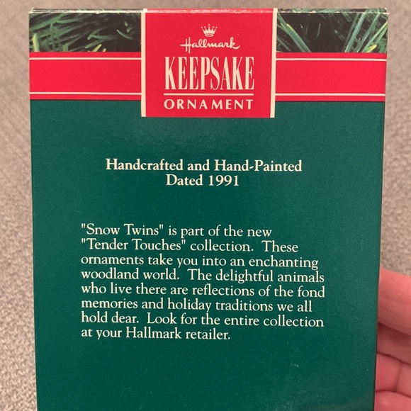 Hallmark KEEPSAKE Christmas Ornament SNOW TWINS DATED 1991 in Original Box - Picture 5 of 8